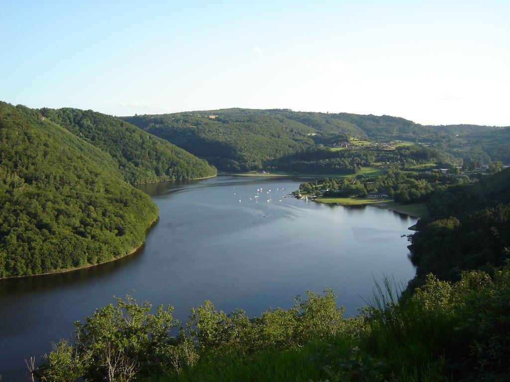 Aux 2 Puys - Gite "Le Lemptegy" Saint-Priest-des-Champs Dış mekan fotoğraf